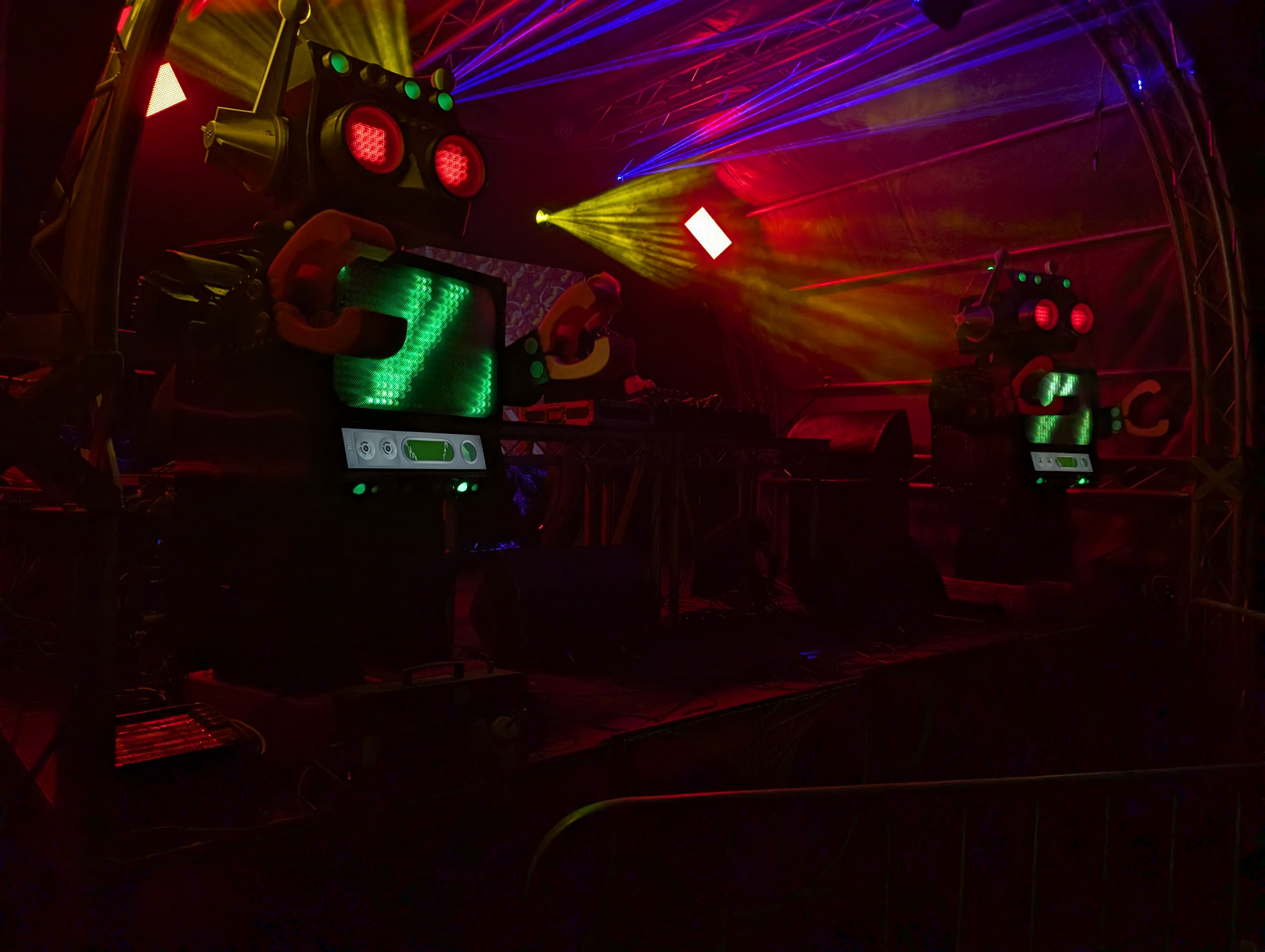 Overscan and Disco Robots at Utopia Frequency 2025