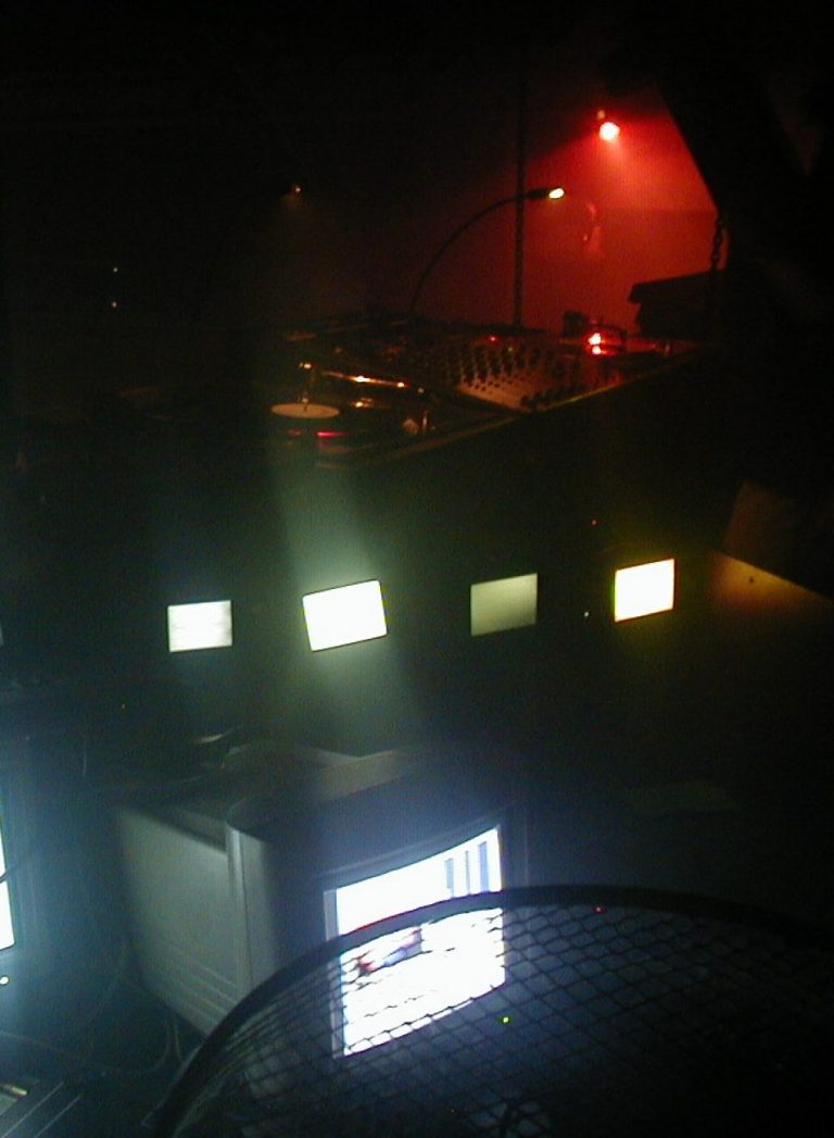 cropped-match515.jpg